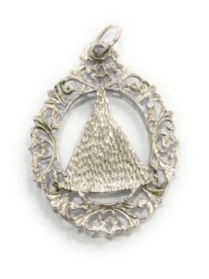 Medalla Virgen de la Fuensanta plata de ley 925. Tamaño 40x30mm