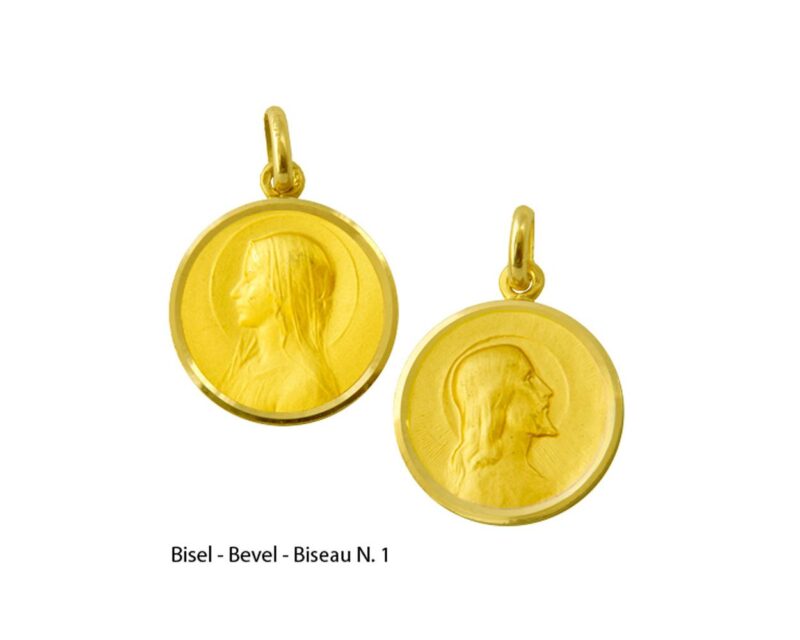 Medalla escapulario de la Virgen Maria con velo y Cristo Salvador