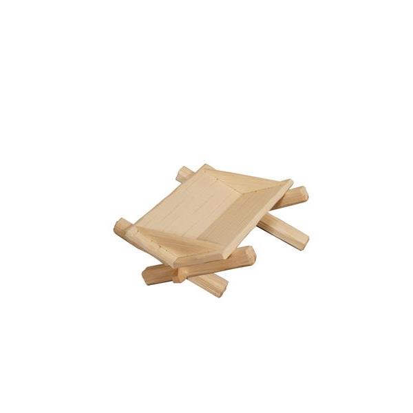 Cuna de madera sencilla